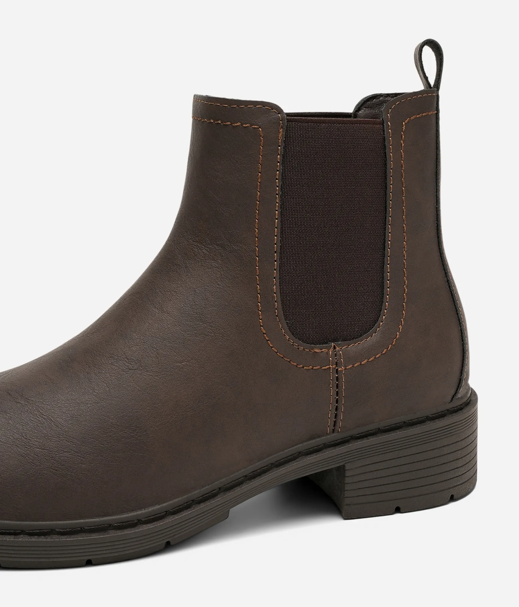 CLOU, Chelseaboots
