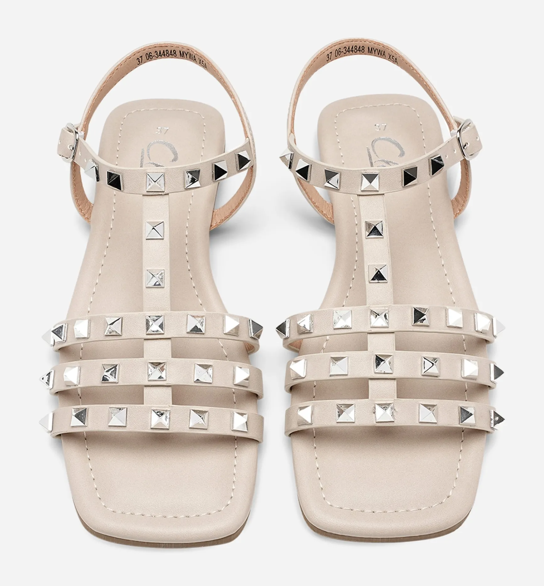 CLOU, Sandaler med remmar