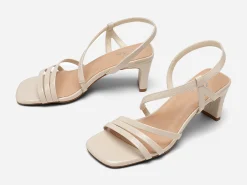 CLOU, Sandaletter med remmar