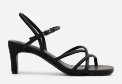 CLOU, Sandaletter med remmar