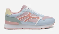 CLOU, Sneakers