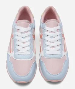 CLOU, Sneakers