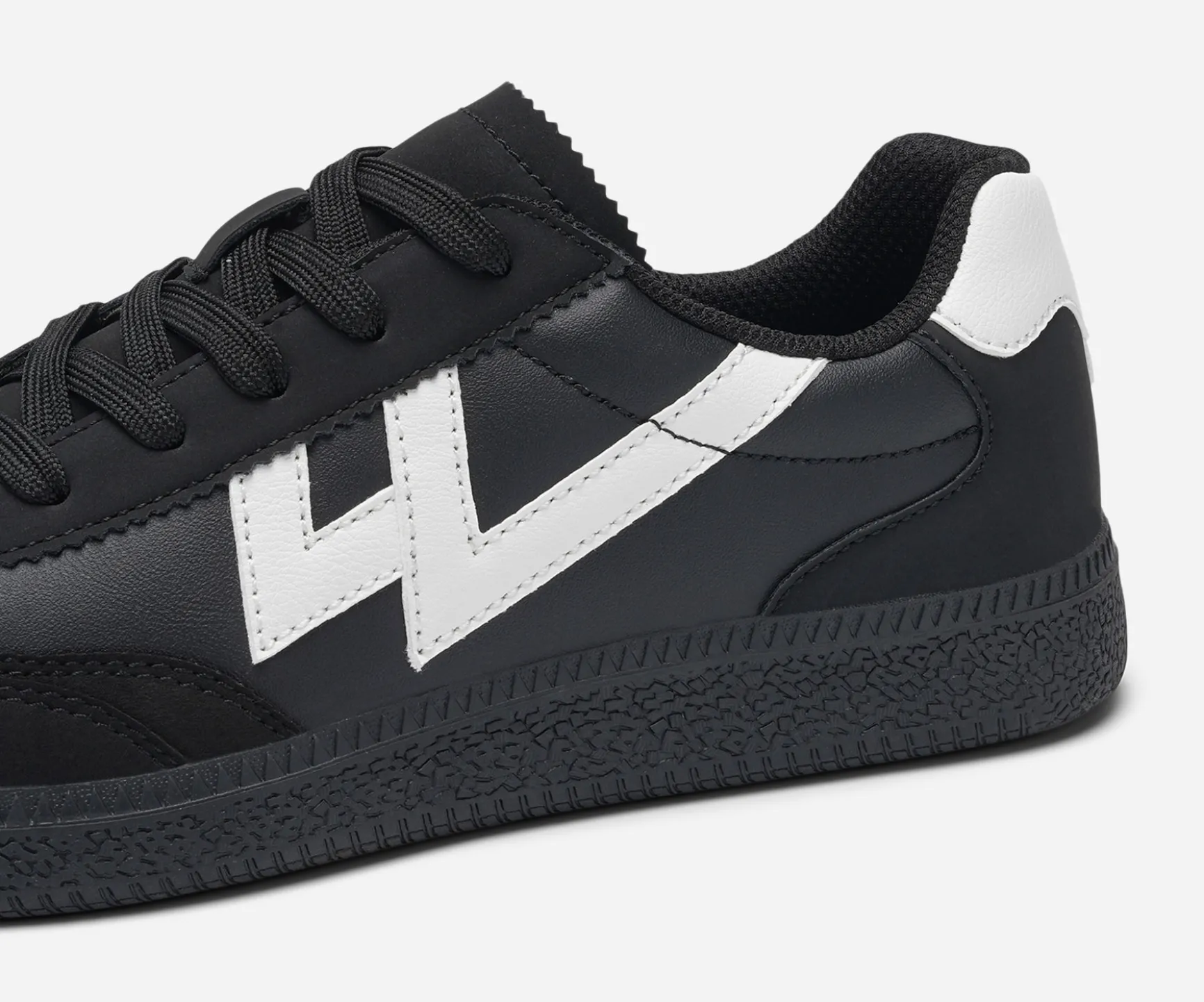 LEJON, Sneakers