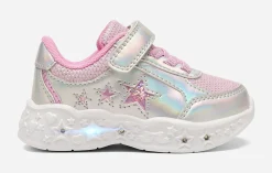 Mino, Blinkande sneakers