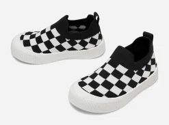 Mino, Sock sneakers