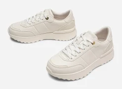 VOX, Sneakers