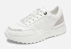 VOX, Sneakers