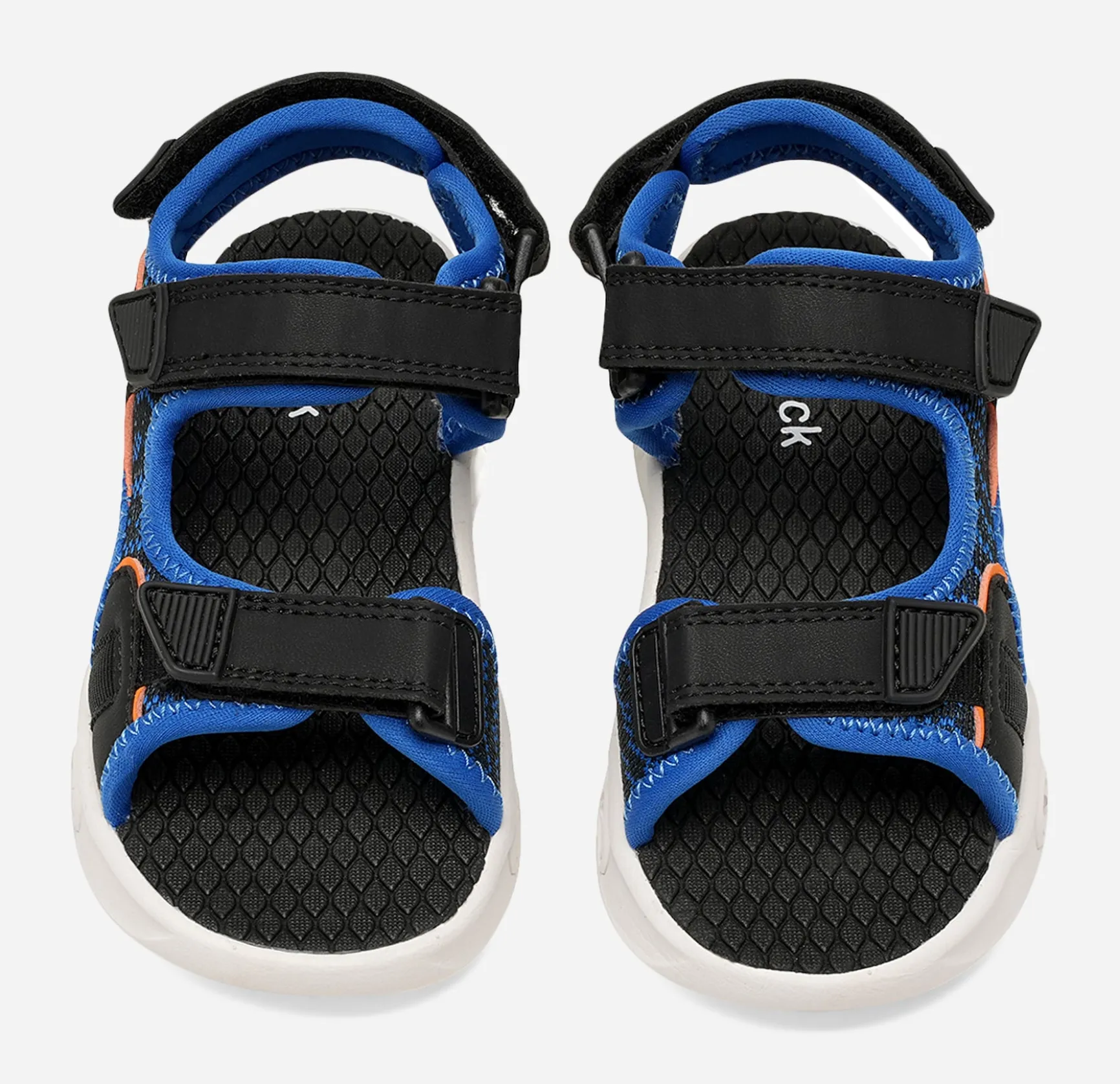 ZACK, Blinkande sandaler